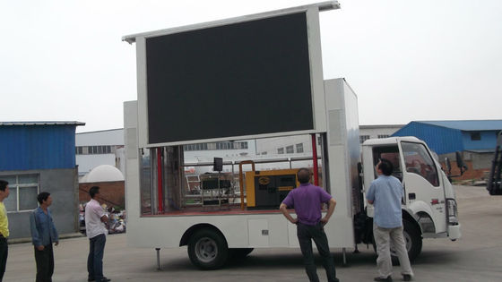 P5 Modelle Fahrzeug-LED-Display mit IP65-Bewertung und Helligkeit ≥6500cd/m2